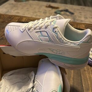 Puma Tazon 6 Graphic size 9 NEW